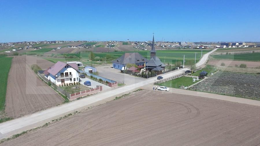 Teren Construcții extravilan de 4000 mp, în Sud-Vest