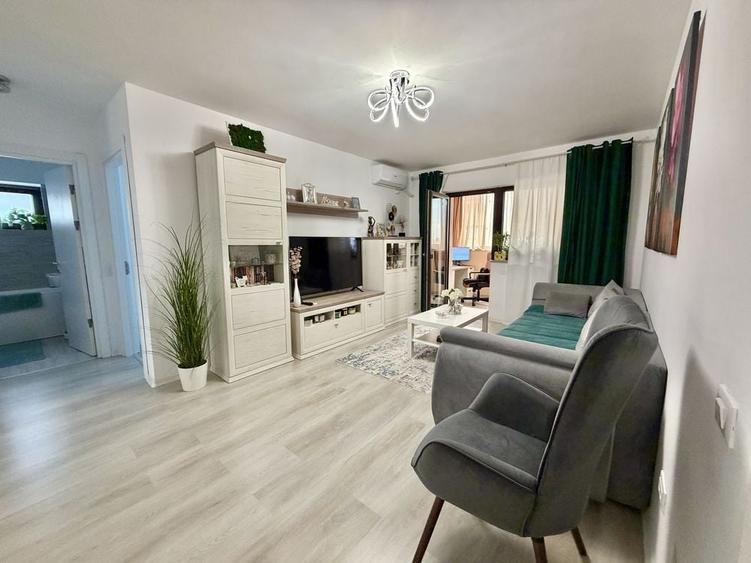 Apartament cu 2 camere semidecomandat în Central