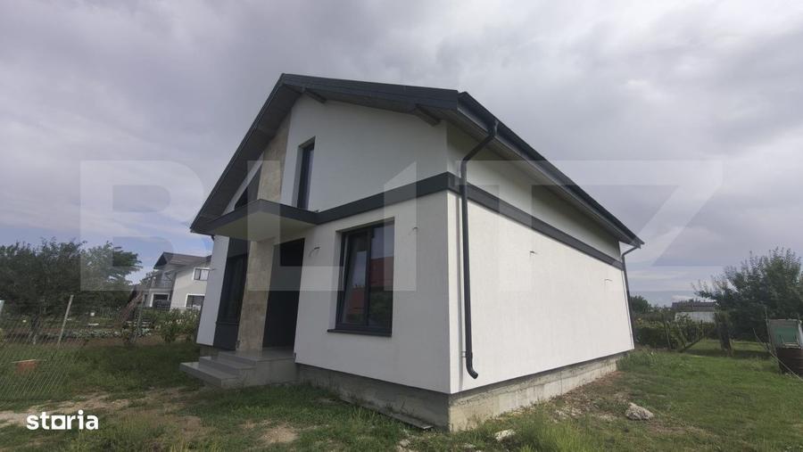 Casă cu 3 camere cu Teren 385 Mp în Holboca