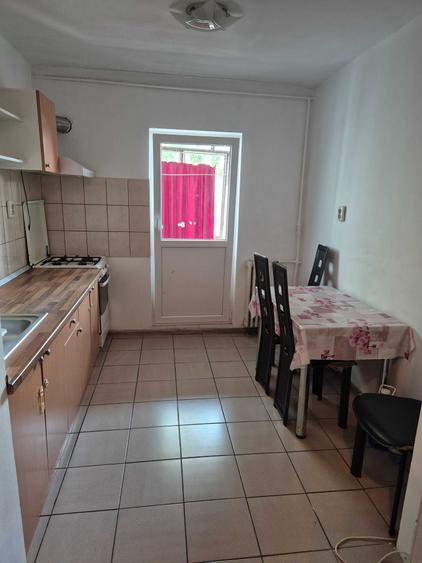 Apartament cu 2 camere decomandat în Rogerius