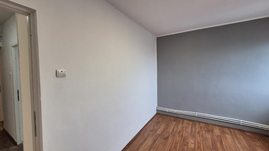 Apartament cu 3 camere in zona buna Decomandat 64 mp - 5