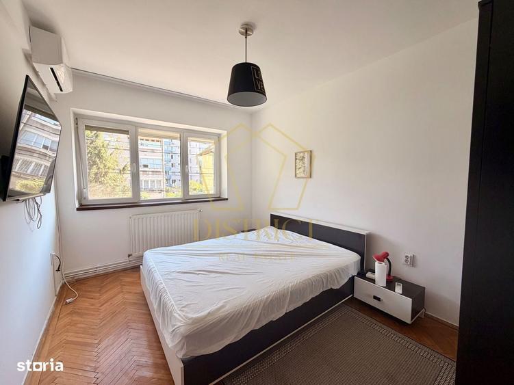 Apartament cu 2 camere decomandat în P-ța Unirii