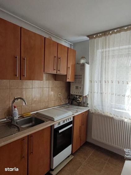Apartament cu 3 camere în Unirea