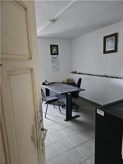 Spațiu industrial, de 2,200 mp, în Mârșa