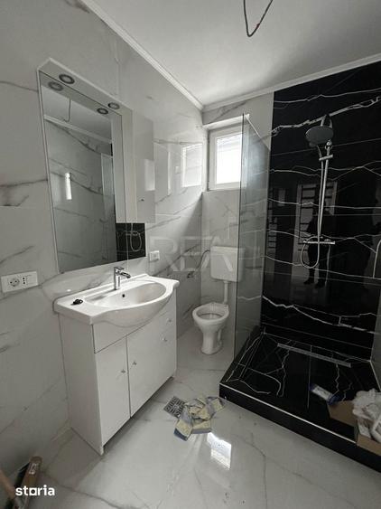 Casă cu 5 camere cu Teren 250 Mp în Central