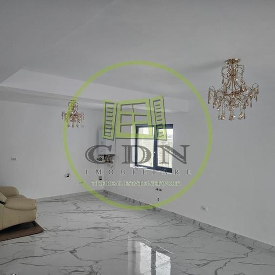 Casă individuală cu 6 camere cu Teren 412 Mp în Preajba