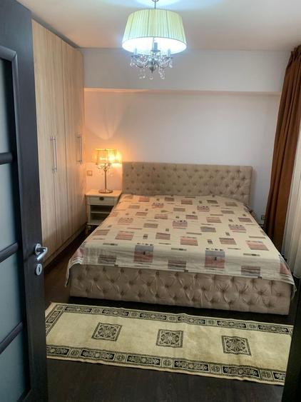 Apartament cu 3 camere în Radu Negru