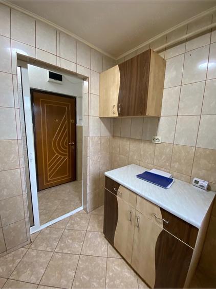 Apartament cu 2 camere semidecomandat în Micro 39