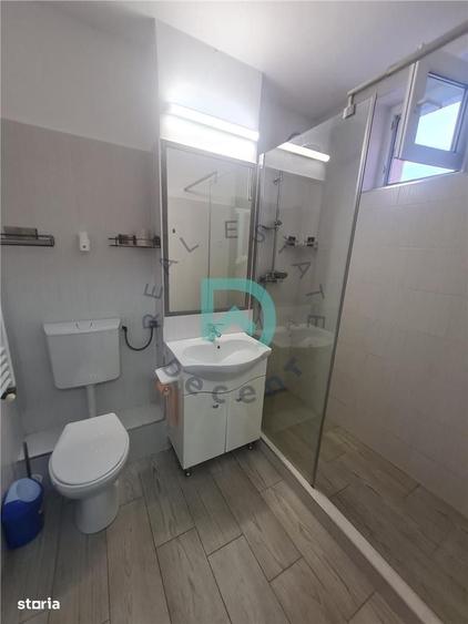 Apartament cu 2 camere semidecomandat în Vlahuță