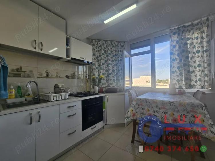 Apartament cu 3 camere decomandat în Babadag