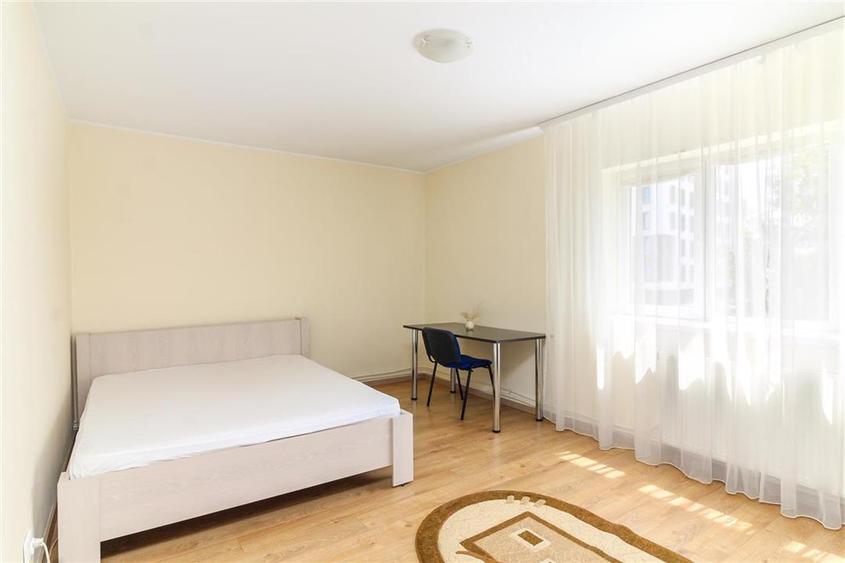 Apartament cu 2 camere decomandat, mobilat în Zorilor