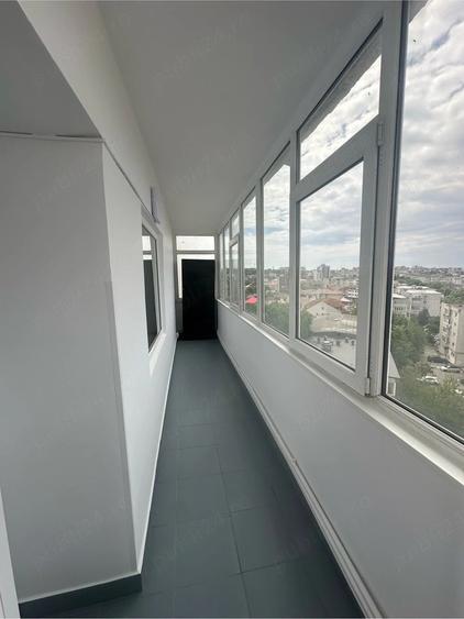 Apartament cu 4 camere decomandat în Dacia