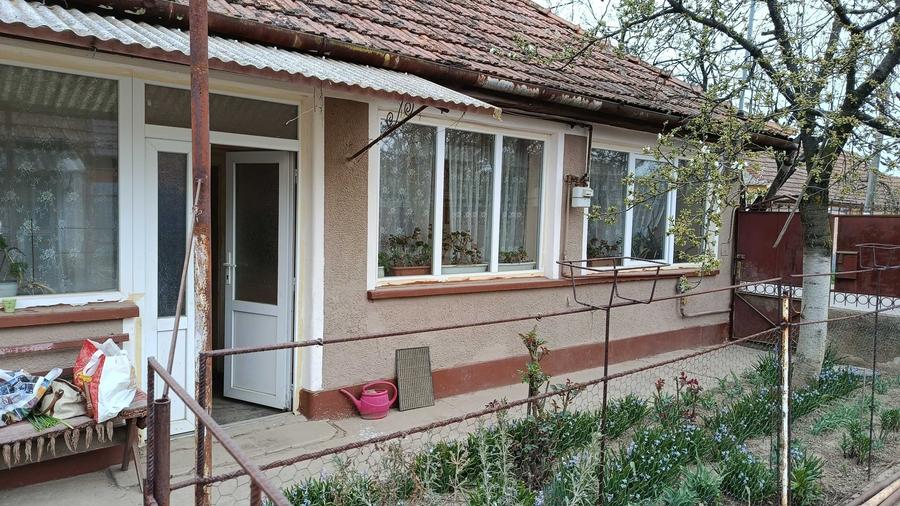 Casă cu 3 camere în Central