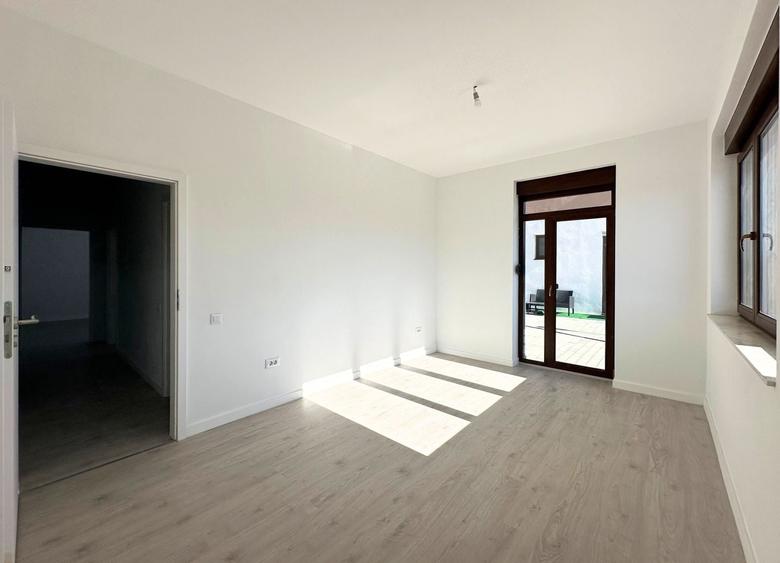 Apartament 2 camere 60 mp cu geam la baie lângă Paradisul Acvatic - 7