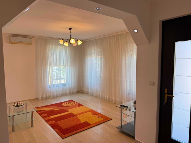 Casă cu 3 camere în Bujac