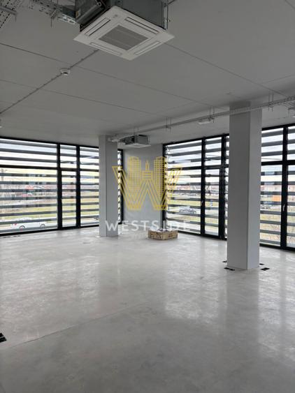 Spațiu comercial, de 723 mp, în Moșnița Nouă