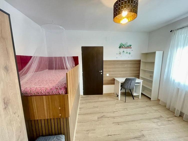 Casă cu 3 camere în Triaj