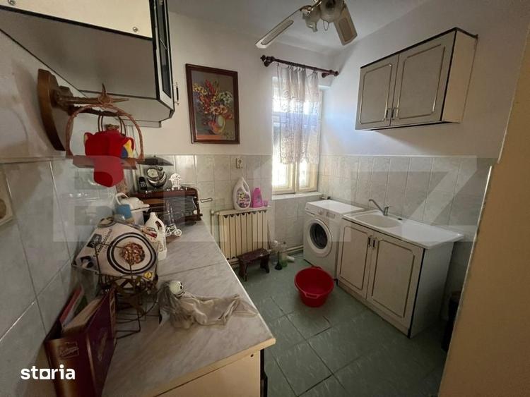 Casă cu 6 camere cu Teren 1032 Mp în Central