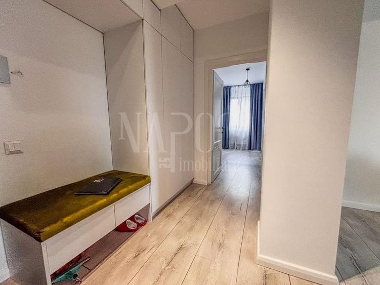 Apartament cu 3 camere semidecomandat în Florești