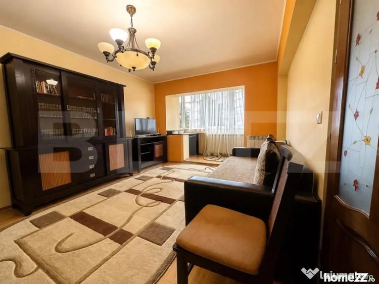 Apartament cu 3 camere decomandat în Ultracentral