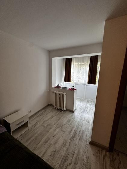 Garsonieră semidecomandată în Central