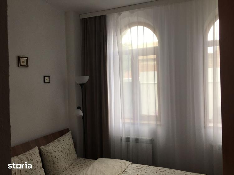 Casă cu 3 camere cu Teren 200 Mp în Central