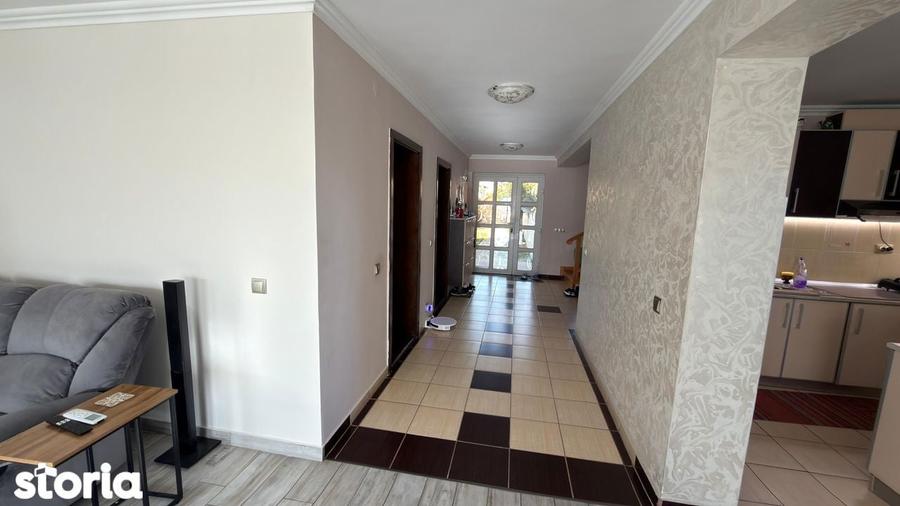 Casa spa?ioasa de vanzare, la 5 minute de Oradea - 3