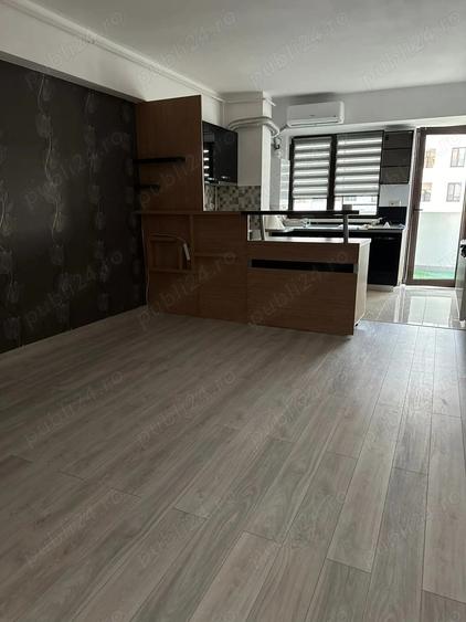 Apartament 3 camere decomandat - 2