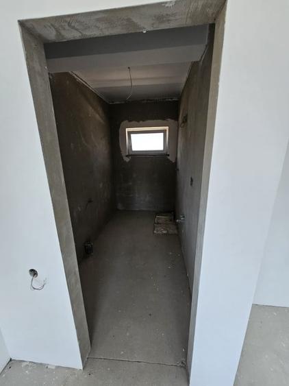 Casa individuala,  130 mp ,  teren 380 mp, zona Dezmir - 11