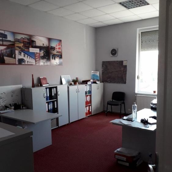 Spatiu comercial/birouri Arad, central zona UTA - 8