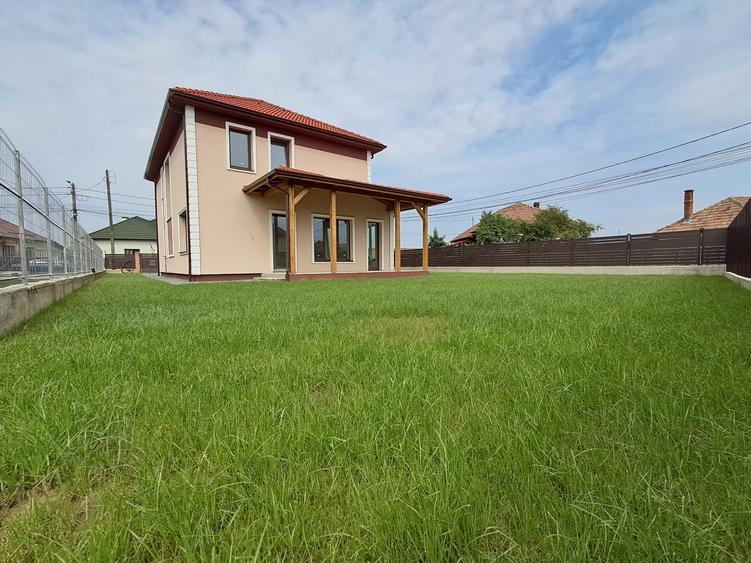 Casa individuala 5 cam P+E, sup.utila 152 mp, teren 601 mp Apahida - 4