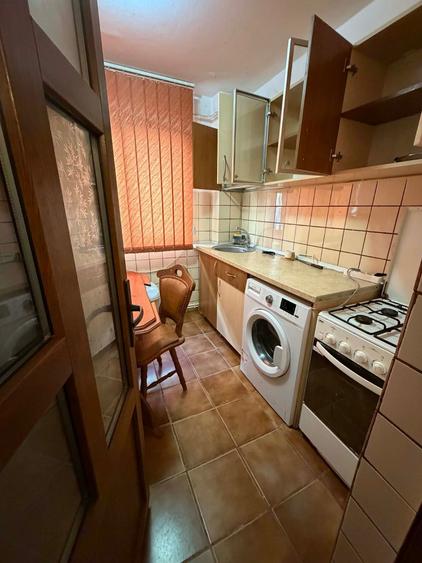 Apartament la parter de inchiriat in micro 3, Buzau. - 8