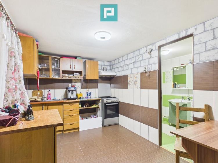 Casă cu 3 camere și teren de 700 mp în Cermei - 8