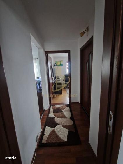 Apartament de 3 camere, decomandat, 67 mp., zona Han. - 2