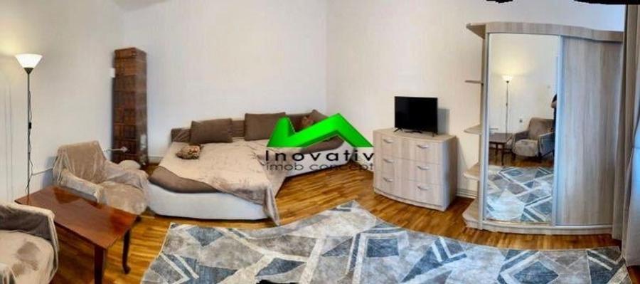 Garsoniera decomandata etaj1 curte Sibu str.9 Mai - 1
