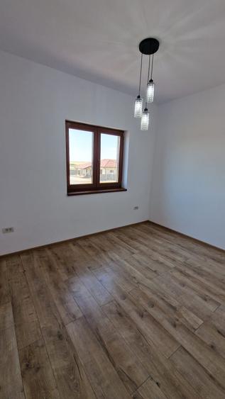 De vanzare 1/2 Duplex Sacalaz - 19