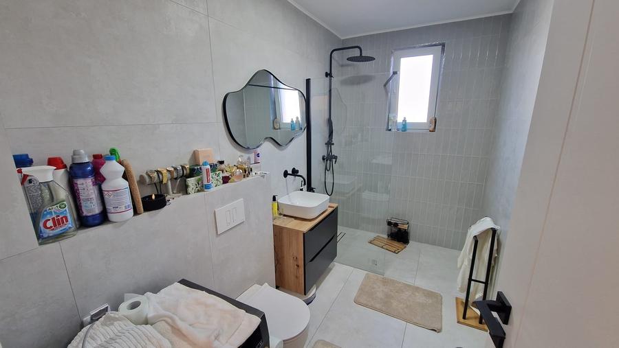 Apartament de inchiriat, 1 camera, etaj 1, Str Liliacului, Comision 0 - 7