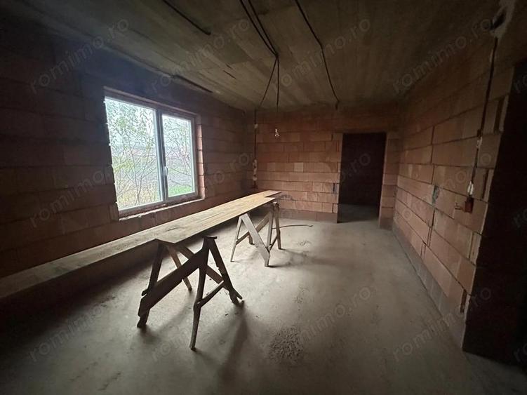 Casa la rosu, 600mp utili, 1150mp teren, Comuna Mihalt - 2