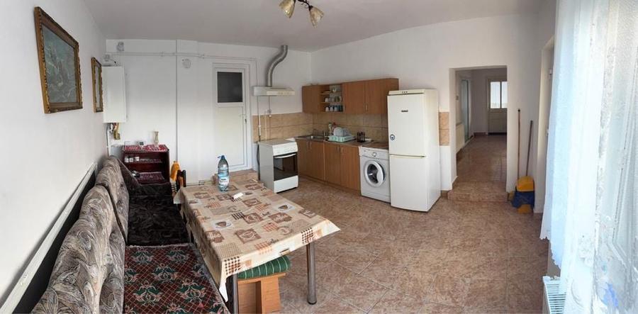 Casa la 4 km de centrul orasului Simeria. - 8