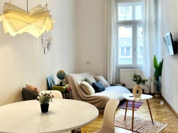 Apartament 2 camere, stil boem, chirie inclusă, cu vedere la Operă - 3