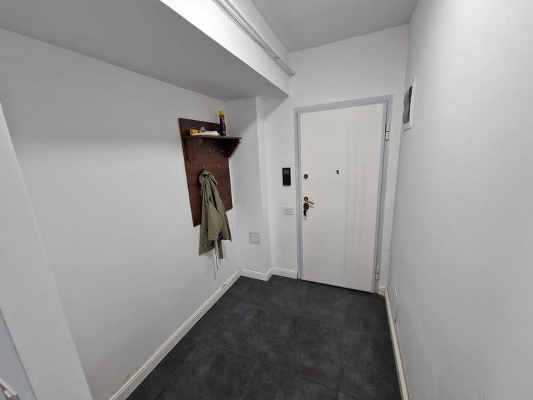 Vis a vis de Palas Mall -ideal ca birou  Cod:159852 - 13