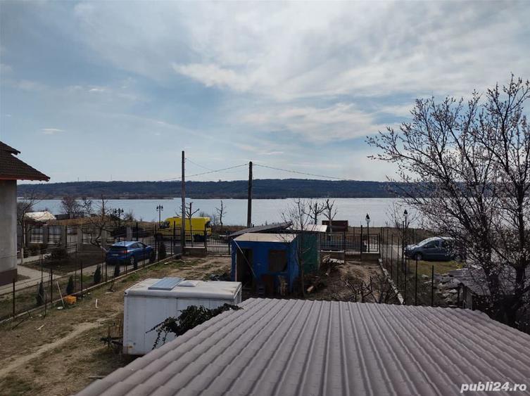 Casa si teren (1350 m2) la Dunare, in Simian (99 euro m2) - 2