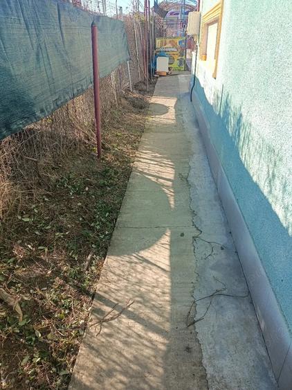 Proprietar,Girocului,Casa Caramida din 1980,Teren 400 mp,FS=10 m ,Apa,Gaz,Canal,Pret 160.000 E Neg - 9