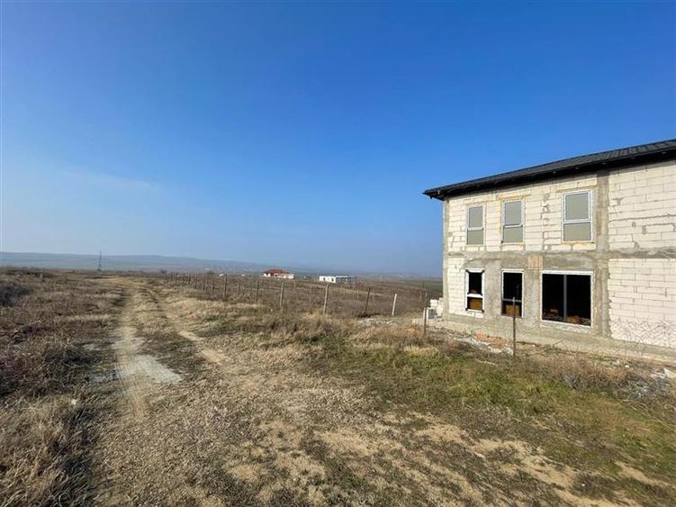 Loturi de teren de vanzare  in zona Peco Tulcea - 1