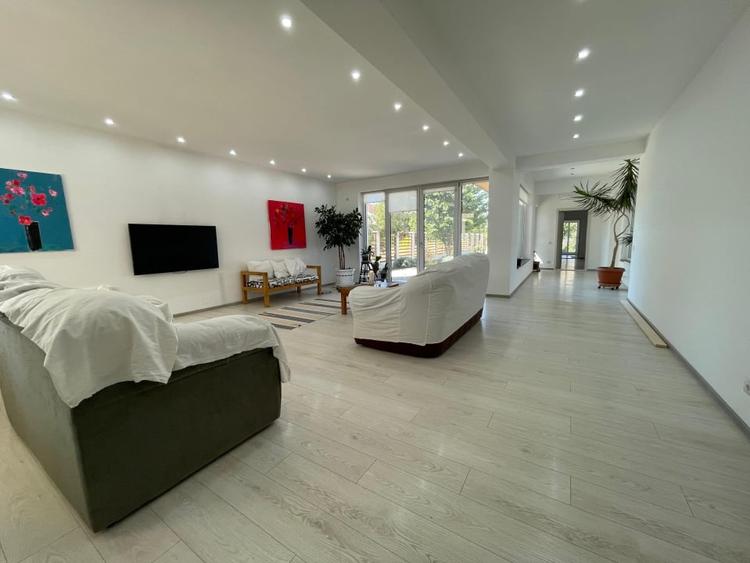 Vila individuala 6 camere Comuna Berceni - 3 min Lidl - 6