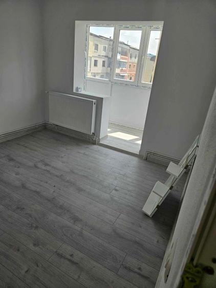 Apartament de vanzare Campulung Muscel zona grui etaj 3 - 2
