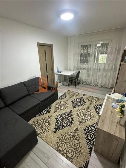 Apartament 2 camere cf 2 semidecomandat zona Micro 14 - 1