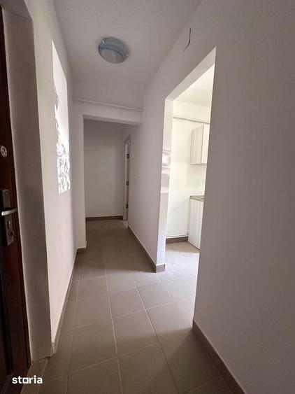 De vanzare garsoniera cf 1, zona excelenta Pret 38000 euro negociabil - 13