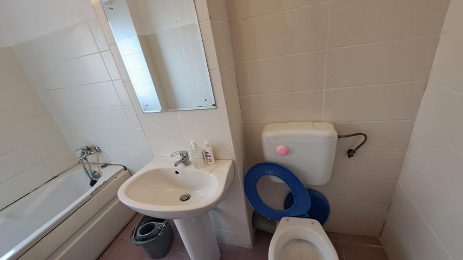 APARTAMENT 3 CAMERE - SUPRAFATA GENEROASA - 41