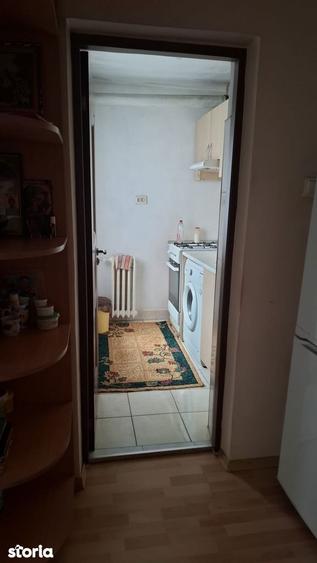 Garsoniera de inchiriat, Burdujeni, etaj 1. - 2